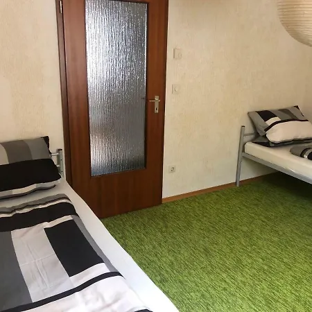 Pansiyon A8 Zimmer- Und Wohnungsvermietung